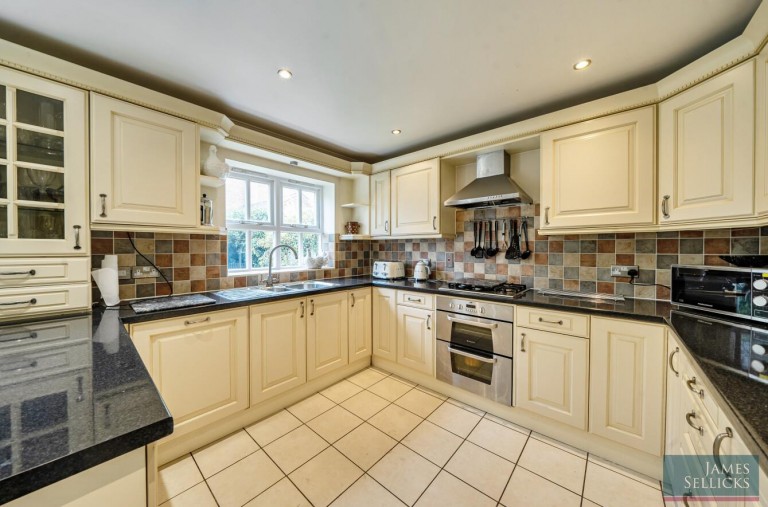 Images for Beggars Roost, Great Glen, Leicestershire