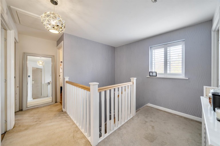 Images for Ratcliffe Close, Old Stratford, MK19