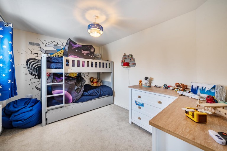 Images for Ratcliffe Close, Old Stratford, MK19