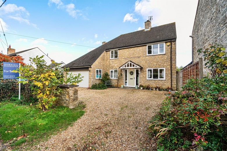 Click the photo for more details of Careys Road, Pury End, NN12