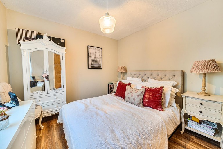 Images for Careys Road, Pury End, NN12