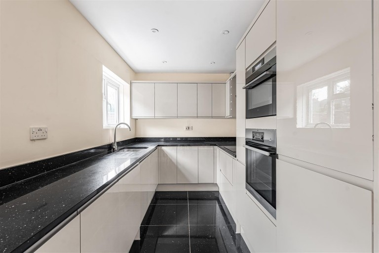 Images for Greenway, Braunston, NN11