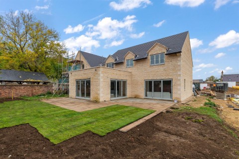 Click the photo for more details of Main Road, Barleythorpe, Rutland