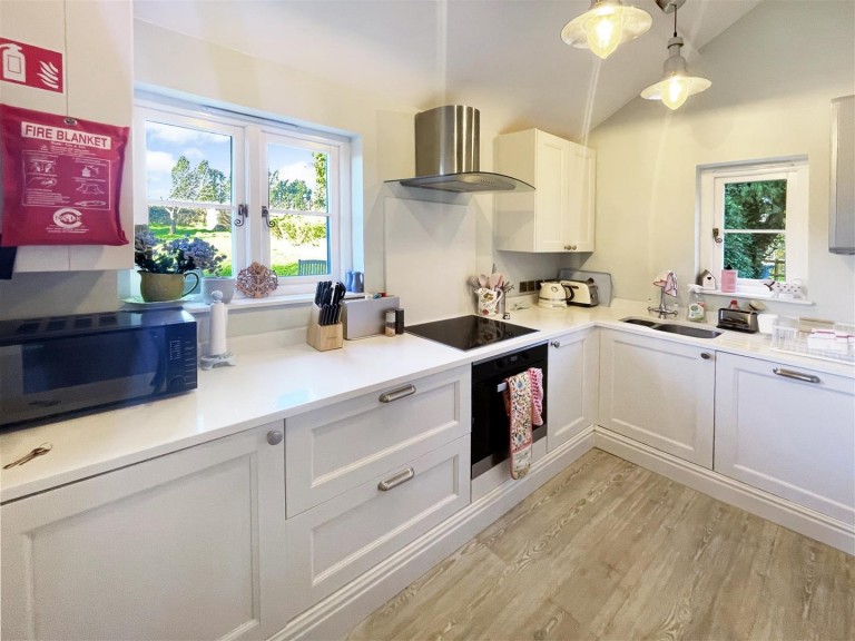 Images for Knighton Lane, Wimborne