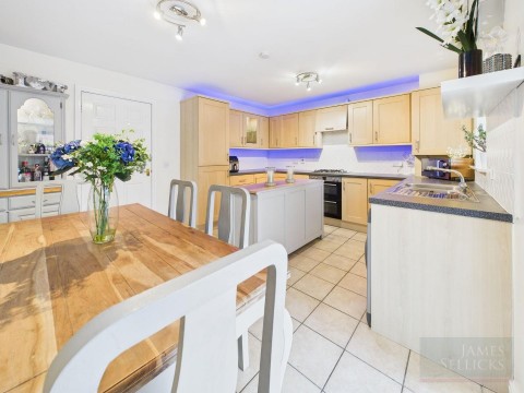 Click the photo for more details of Little Connery Leys, Birstall, Leicestershire