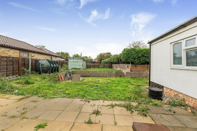 Images for West End, Haddenham