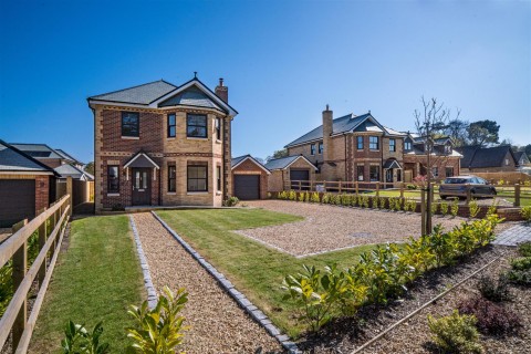 Click the photo for more details of Bembridge, Isle of Wight