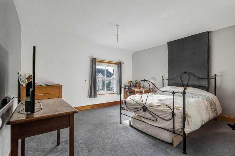 Images for Hillrow, Haddenham