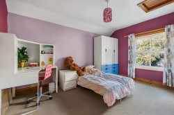 Images for Hillrow, Haddenham