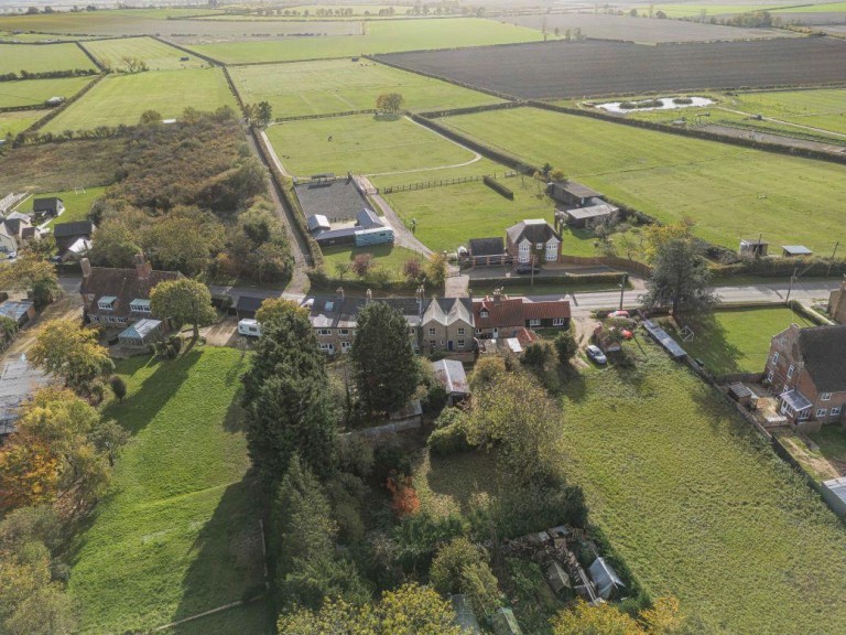 Images for Hillrow, Haddenham