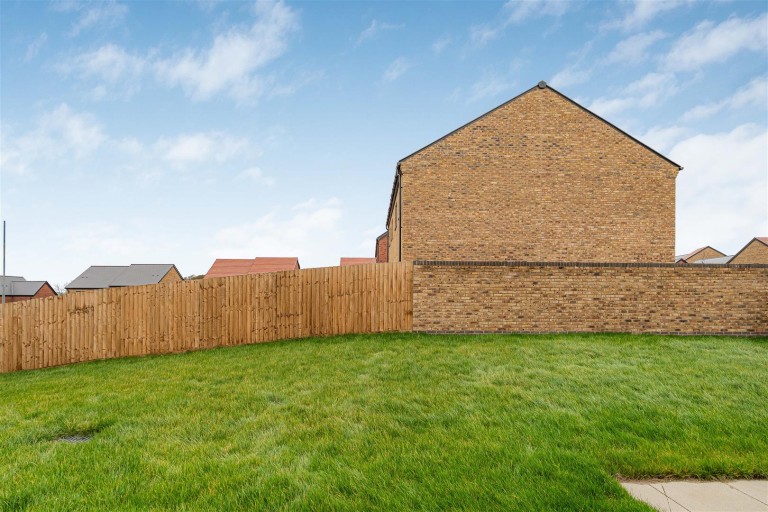 Images for Wren Way, Daventry, NN11