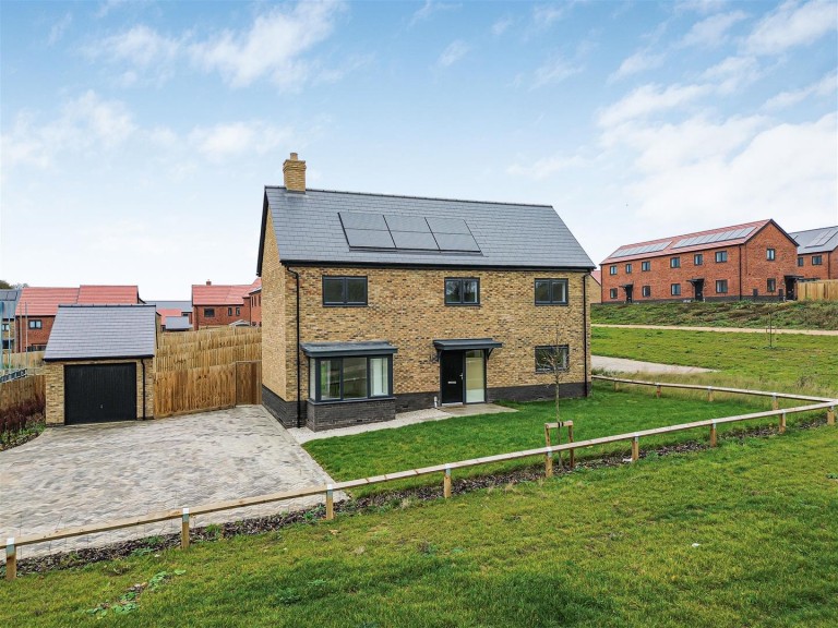 Images for Wren Way, Daventry, NN11