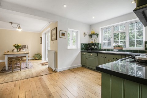 Click the photo for more details of Coronation Road, Littlewick Green, Maidenhead