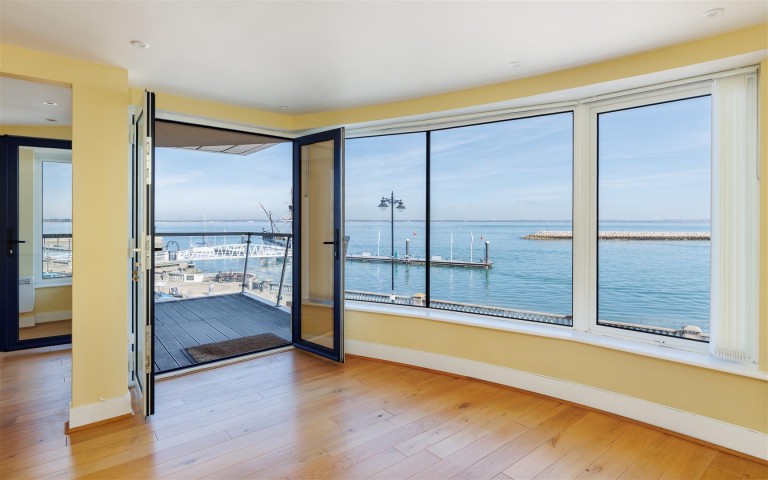 Images for Cowes, Isle of Wight