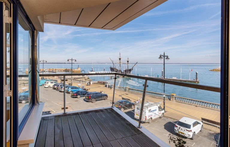 Images for Cowes, Isle of Wight