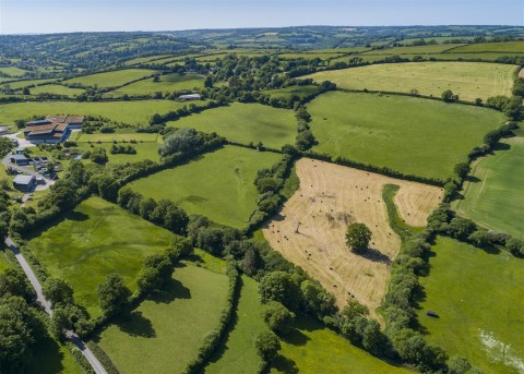 Click the photo for more details of Wiveliscombe, Taunton