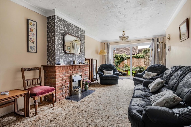 Images for St. Mary's Walk, Steeple Bumpstead, Haverhill