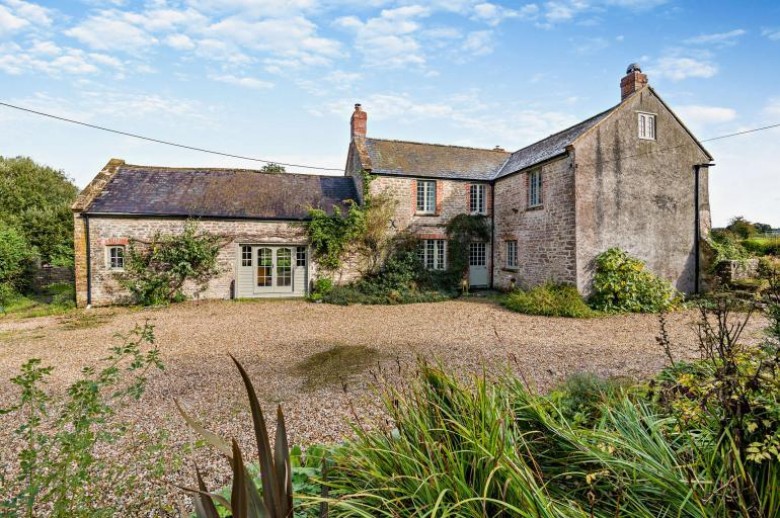 Click the photo for more details of Chetnole