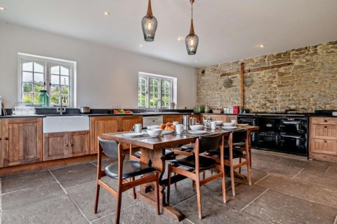 Click the photo for more details of Chetnole