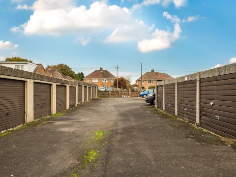 Click the photo for more details of Upton, Poole