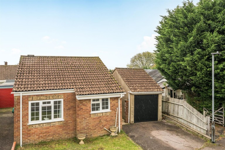 Images for Salway Gardens, Axminster