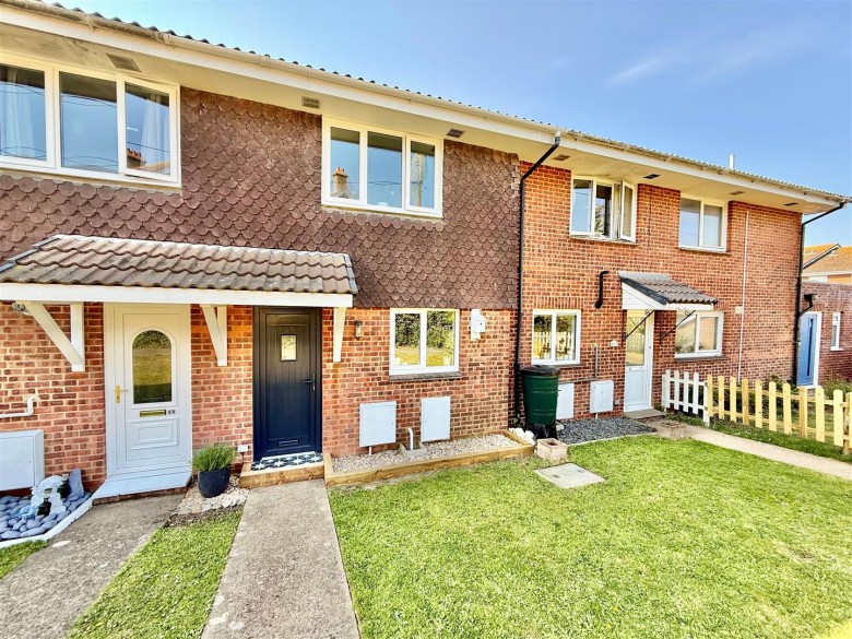 Click the photo for more details of Totland Bay, Isle of Wight