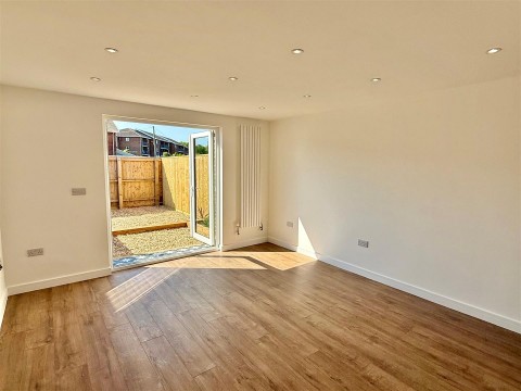 Click the photo for more details of Totland Bay, Isle of Wight