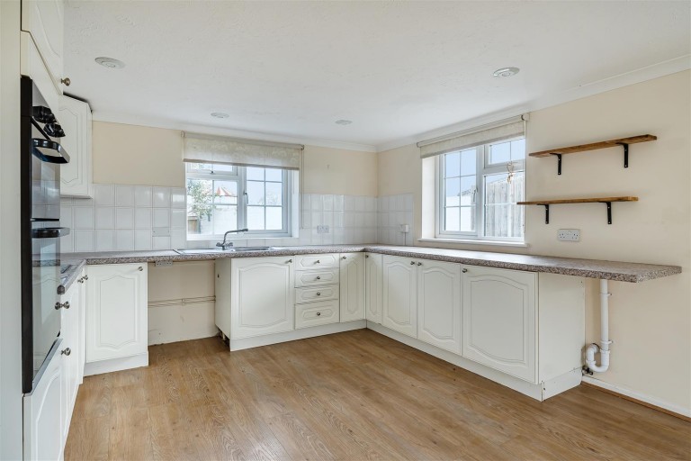 Images for West Grimstead, Salisbury