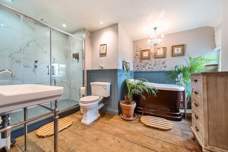 Images for Northampton Road, Blisworth, NN7