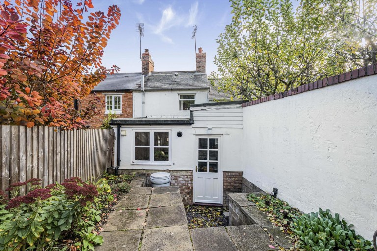 Images for Sutton Street, Flore, NN7