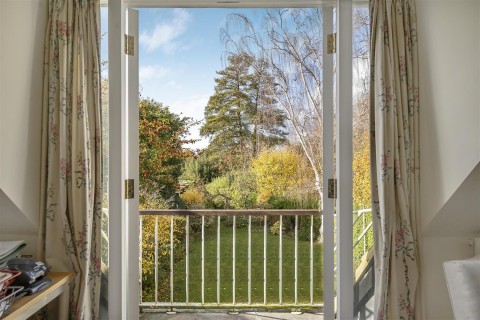 Click the photo for more details of Grantchester Road, Cambridge