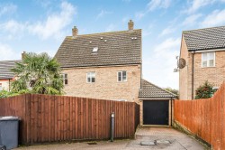 Images for Farnborough Drive, Daventry, NN11