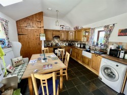 Images for Honeycombe Farm, Broadwindsor, Beaminster