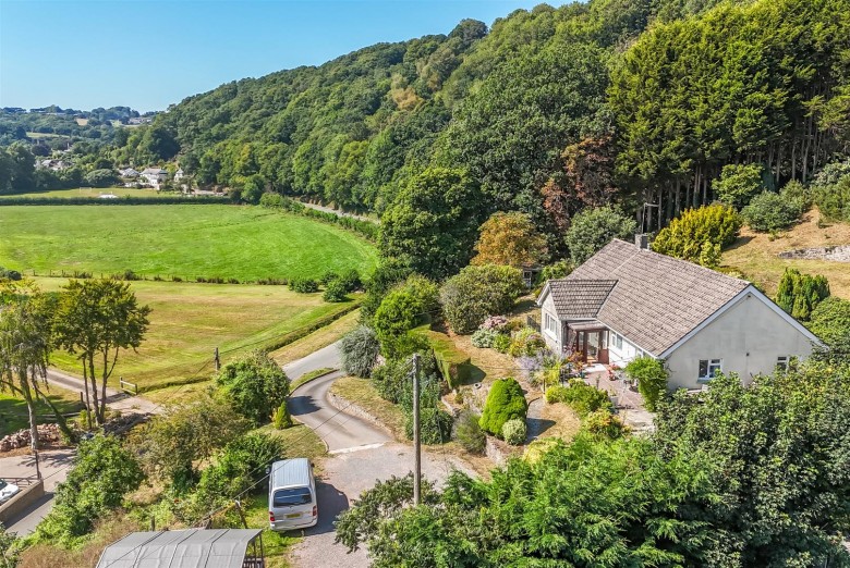 Click the photo for more details of Weare Giffard