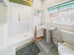 Images for High Street, Great Glen, Leicestershire