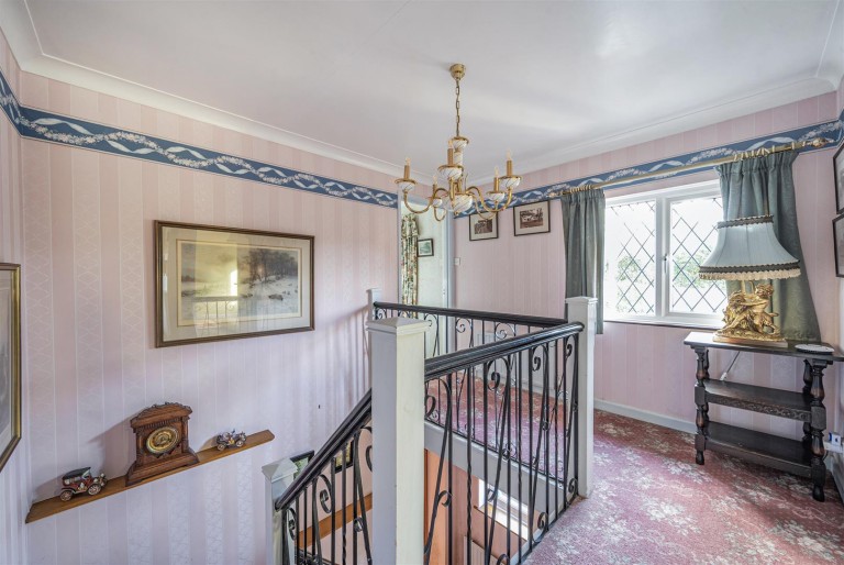 Images for Limers Lane, Northam