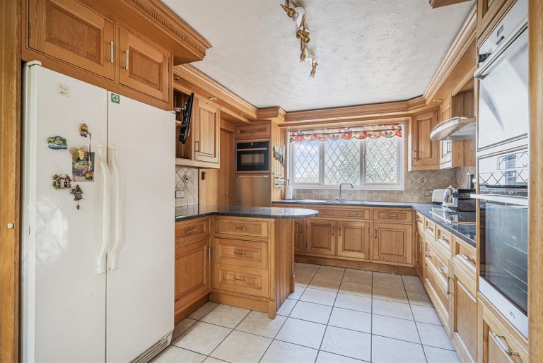 Images for Limers Lane, Northam