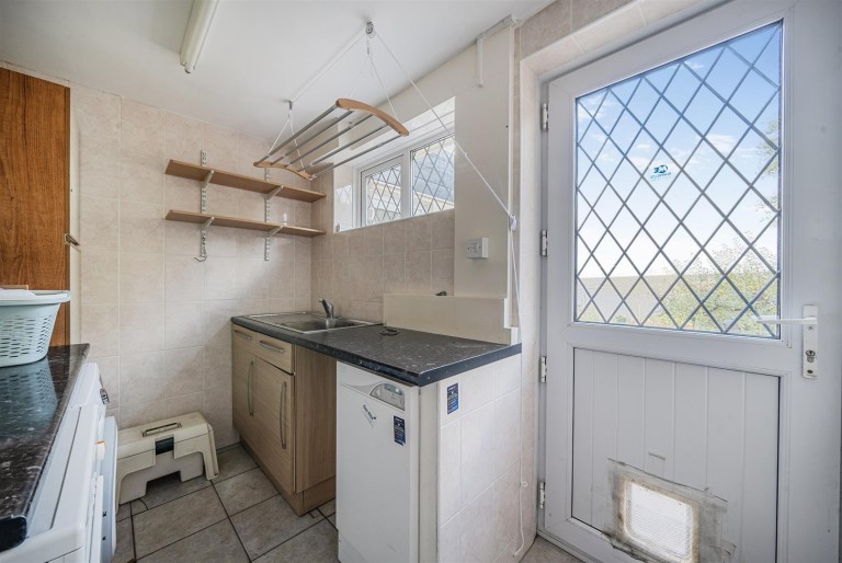 Images for Limers Lane, Northam