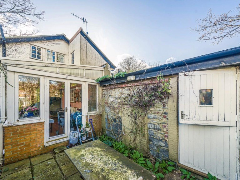 Images for 52 Broad Street, Lyme Regis