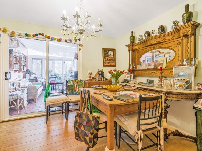 Images for 52 Broad Street, Lyme Regis