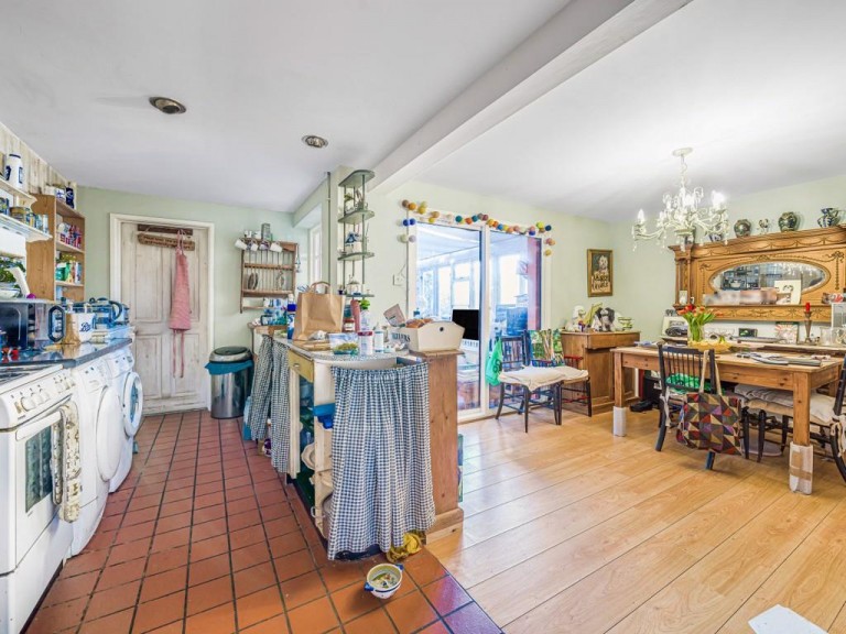 Images for 52 Broad Street, Lyme Regis