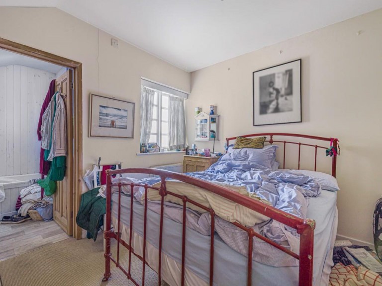 Images for 52 Broad Street, Lyme Regis