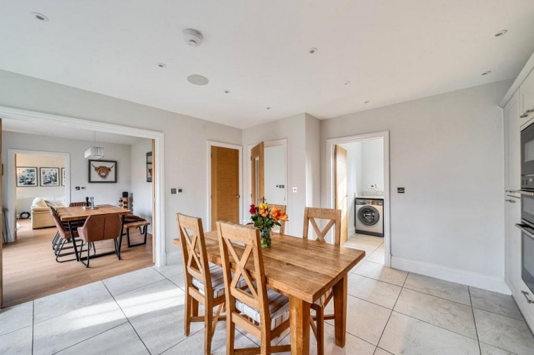 Images for Barton Court, High Street, Sparkford