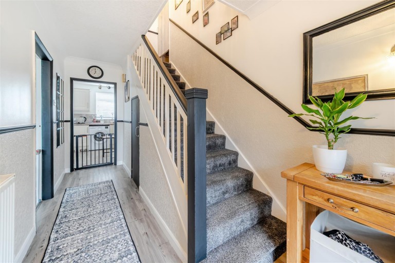 Images for Stratford Road, Roade, NN7