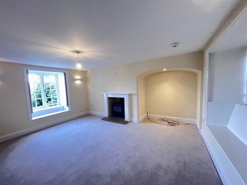 Click the photo for more details of Longburton