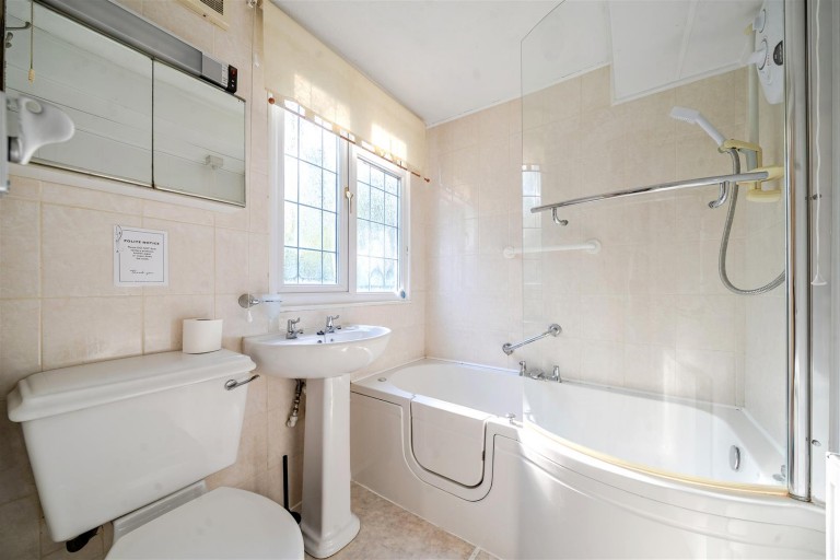 Images for Ford Close, Ferndown