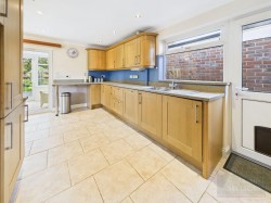 Images for Fleetwood Gardens, Market Harborough