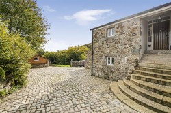 Images for Middlewood, North Hill, Launceston | 1 Acre