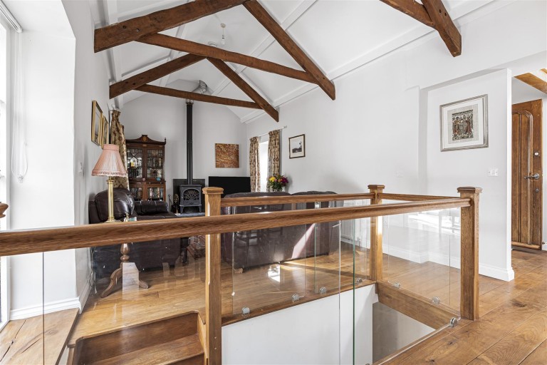 Images for Middlewood, North Hill, Launceston | 1 Acre