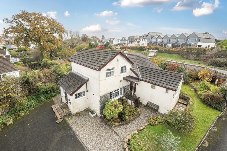 Click the photo for more details of Tavistock Road, Yelverton, West Devon